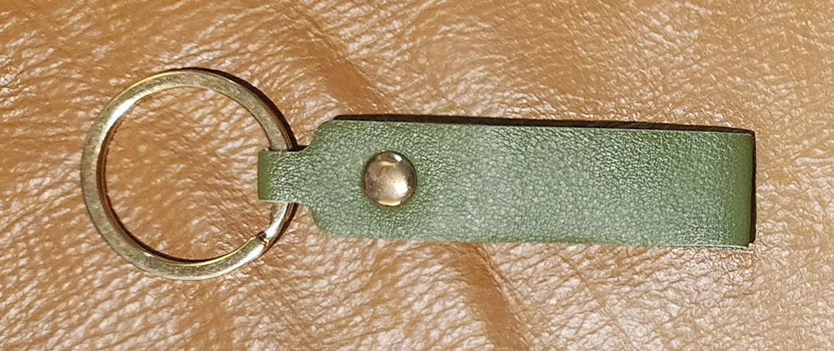 Zipper Pull Forest Green PU Leather Keychain